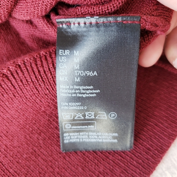 🆑️H&M Sweater Top with Back Bow Tie in Burgundy Red SZ Medium - Picture 6 of 10